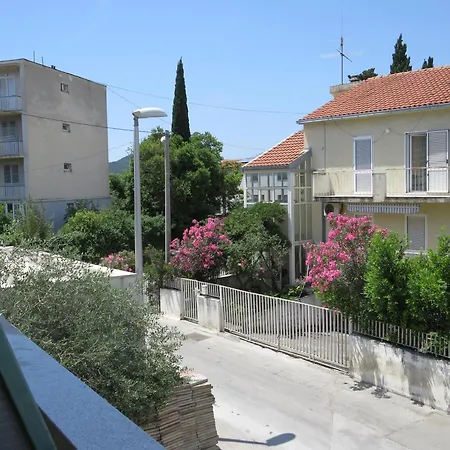 Holidays 10 Διαμέρισμα *