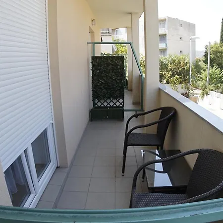 Holidays 10 Apartment